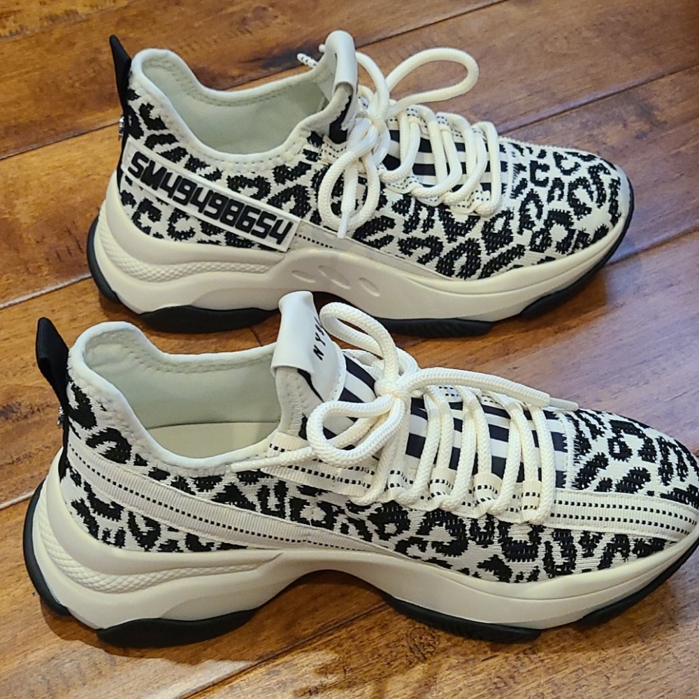 Leopard print Steve Madden sneakers RUNS SMALL
